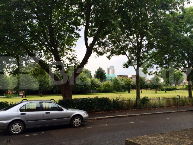 			UNDER OFFER , 1 Bedroom, 1 bath, 1 reception Apartment			 Fitzalan Street, Lambeth North/Kennington